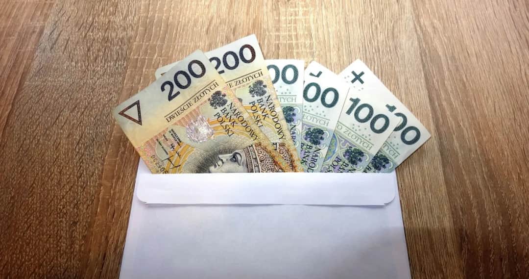 Ile kasy dać na 60 urodziny? Odpowiednie kwoty na prezent