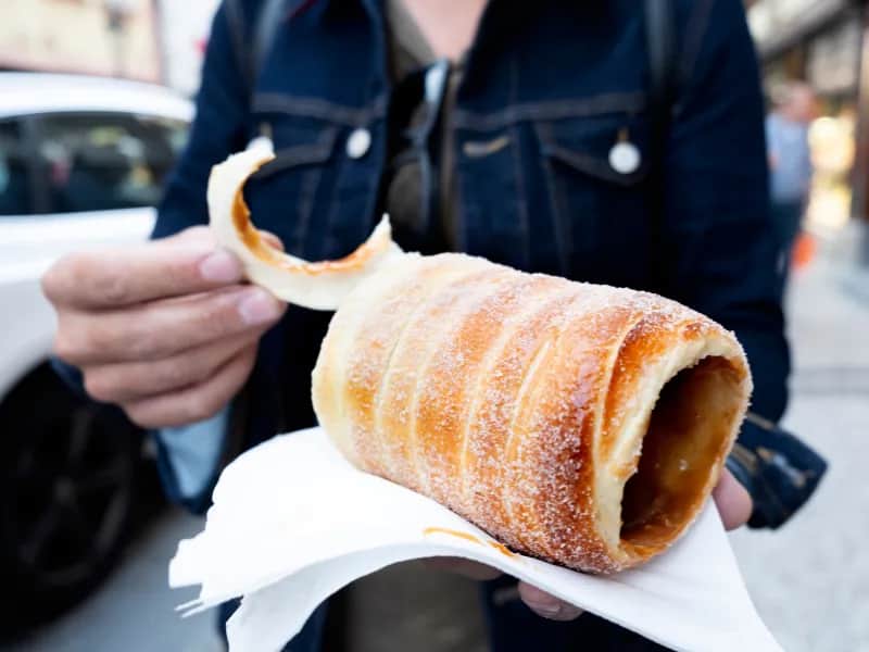 Co warto kupić w Pradze? Unikalne pamiątki, które zachwycą